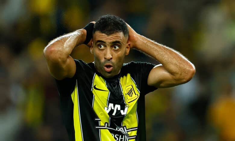 حمد الله يكشف عن النادي الذي جعله يفكر الرحيل عن دوري روشن