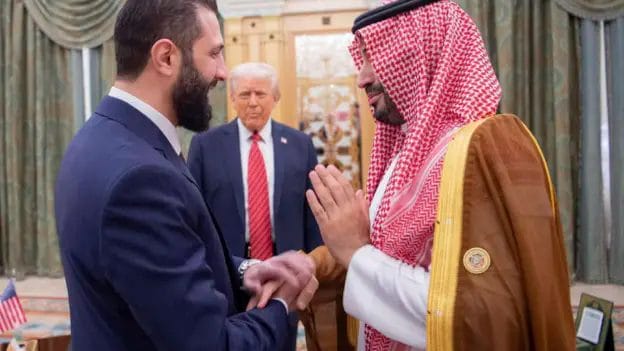ولي العهد وأحمد الشرع تحت أنظار دونالد ترامب