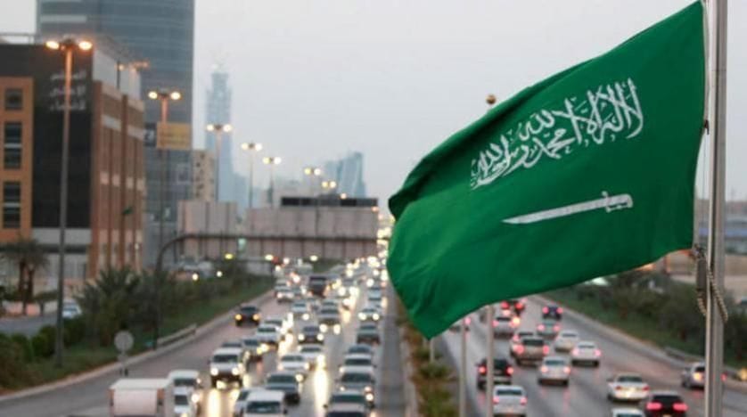 السعودية تبدأ حملة واسعة لوقف تجديد الإقامات