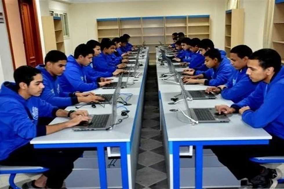 بدائل الثانوية العامة 2026 مدرسة WE للتكنولوجيا شروط القبول وتفاصيل مستقبلها الوظيفي