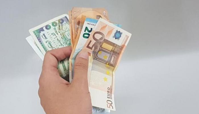 سعر صرف الدينار الجزائري اليوم